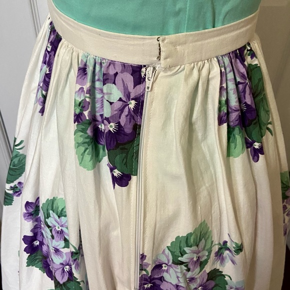 Vintage 1950’s Purple floral border print gathered skirt - Picture 5 of 6